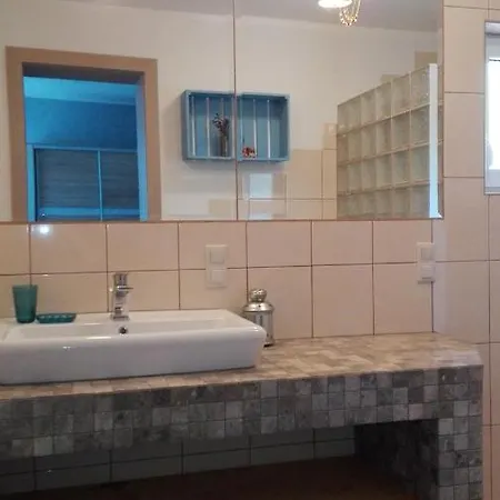 Samodzielny Dom Leba Tatil Evi *